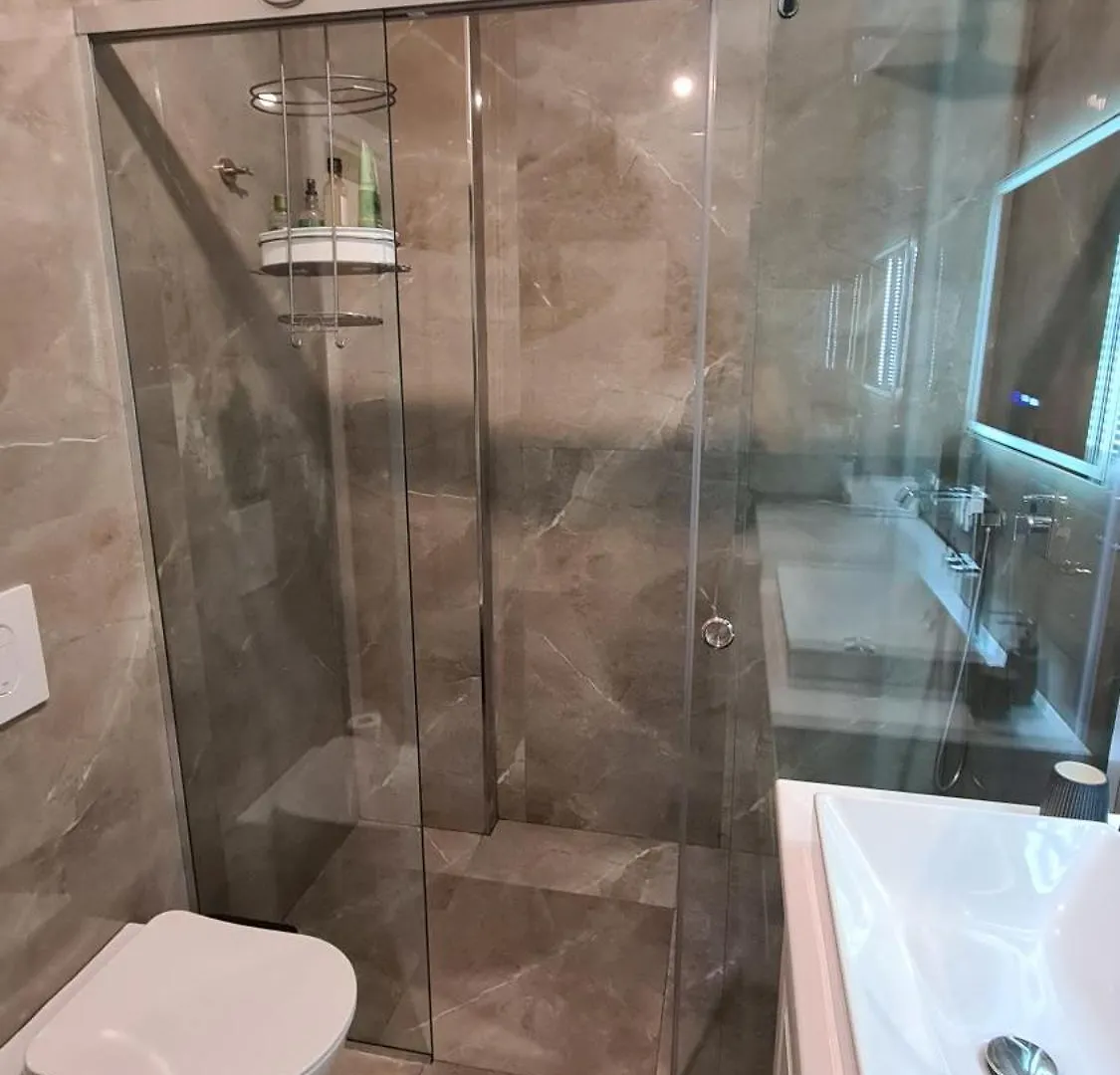 Family-Friendly Apt At 21 Dhjetori W/Self Check-In Tirana